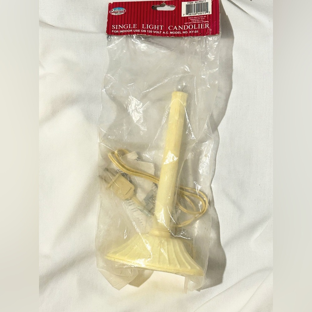 Vintage Christmas Magic Single Light Candolier